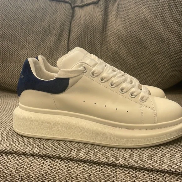 Alexander McQueen | Shoes | Wore This Sneaker Only One Time  display picture 1